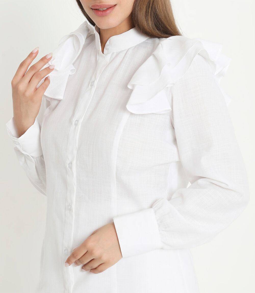 White shirt with frill